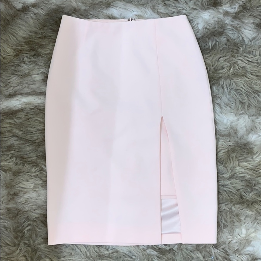 WHITE HOUSE BLACK MARKET SKIRT WITH SLIT NWOT